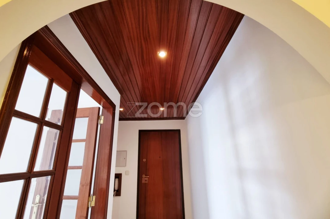 Apartamento T2 para Venda em Algueirão-Mem Martins Foto 18