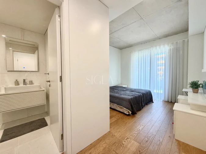 Apartamento T2 para Arrendamento em Canidelo Foto 17