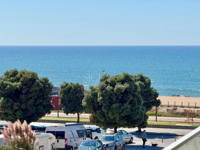 Apartamento T2 para Arrendamento em Canidelo Foto 2