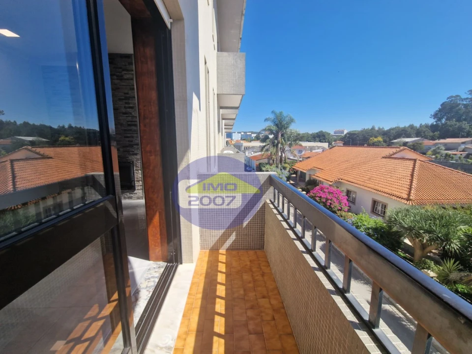 Apartamento T3 para Venda em Paços de Brandão Foto 12