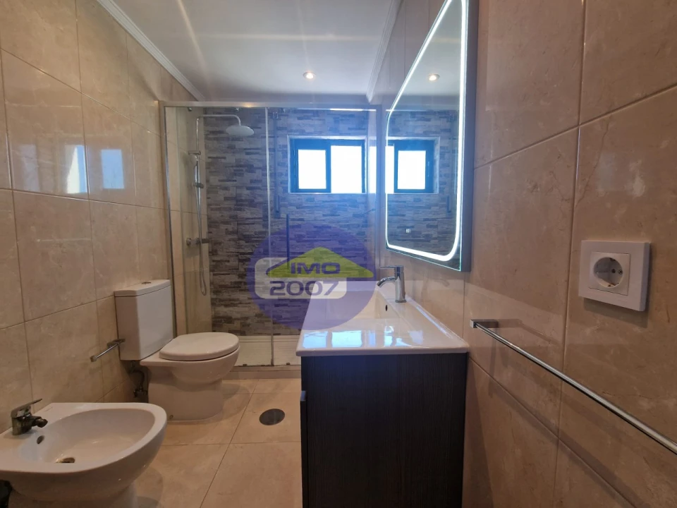 Apartamento T3 para Venda em Paços de Brandão Foto 24