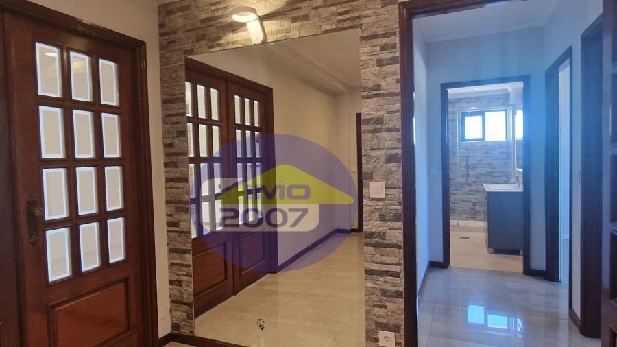 Apartamento T3 para Venda em Paços de Brandão