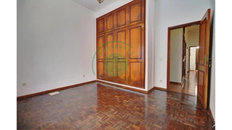 Moradia T6 para Venda em Buarcos
