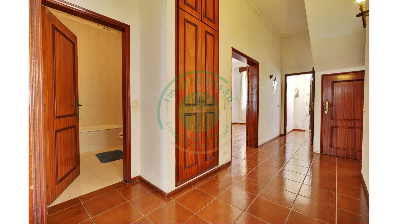 Moradia T6 para Venda em Buarcos Foto 5