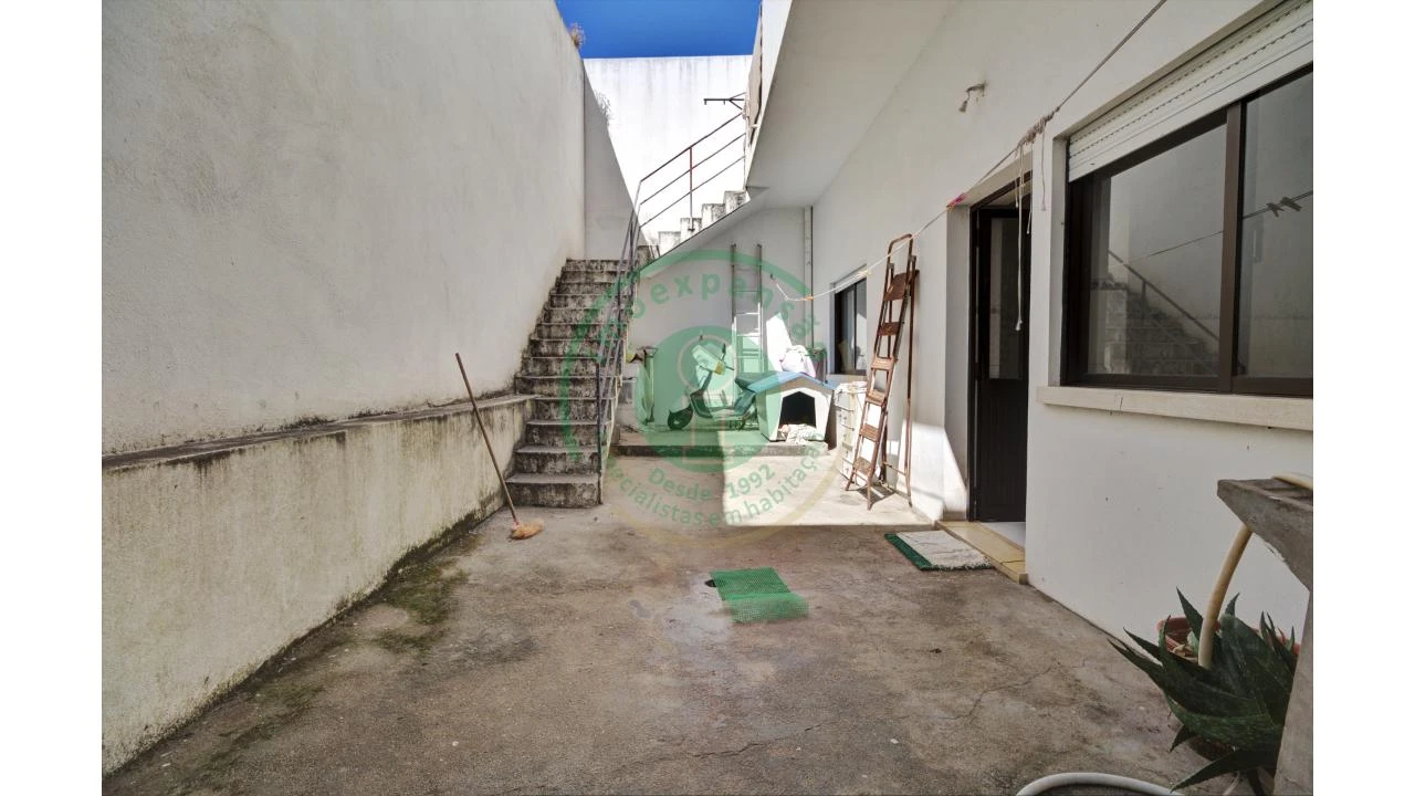 Moradia T6 para Venda em Buarcos Foto 16