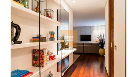 Apartamento T3 para Venda em Ramalde