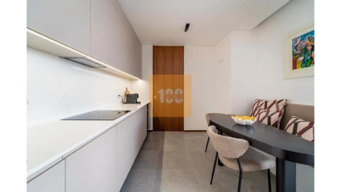 Apartamento T3 para Venda em Ramalde