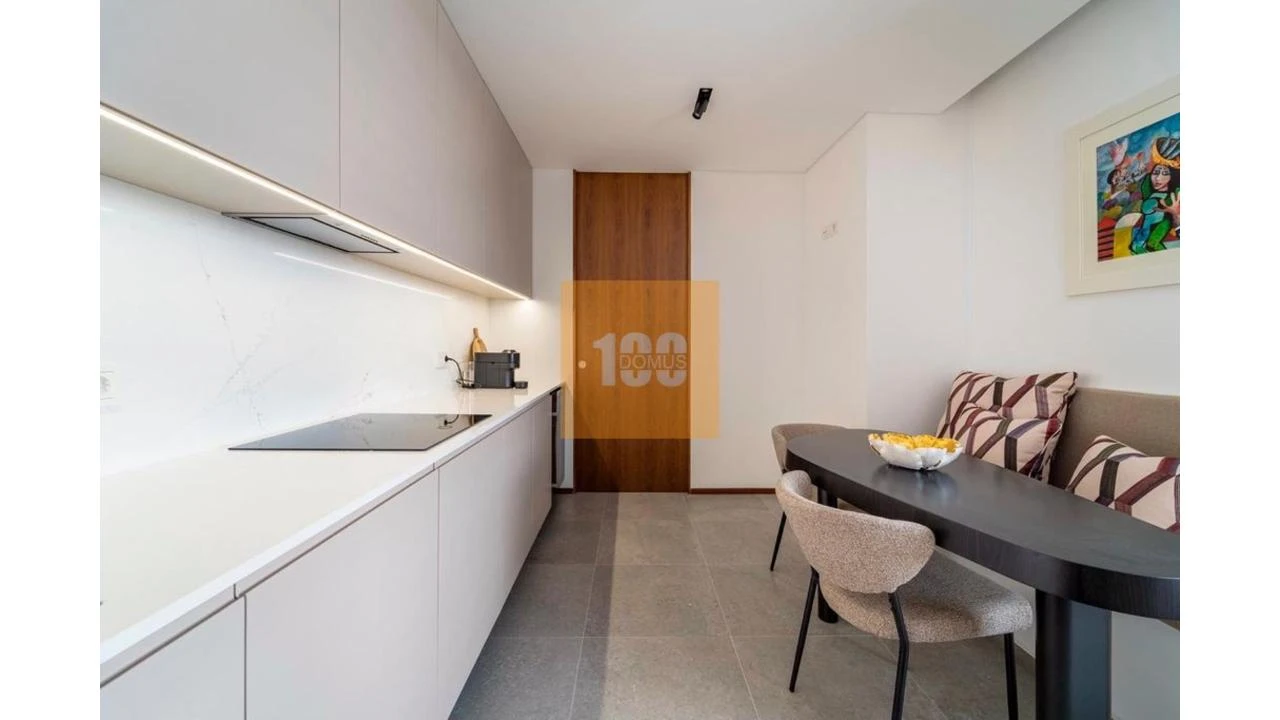 Apartamento T3 para Venda em Ramalde Foto 18