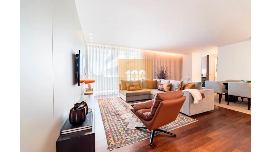 Apartamento T3 para Venda em Ramalde