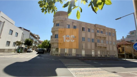 Apartamento T2 para Venda em Espinho