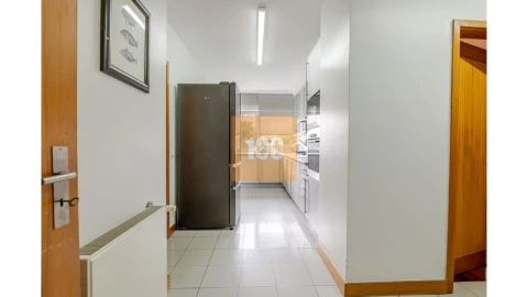 Apartamento T4 para Venda em Matosinhos e Leça da Palmeira