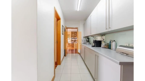 Apartamento T4 para Venda em Matosinhos e Leça da Palmeira