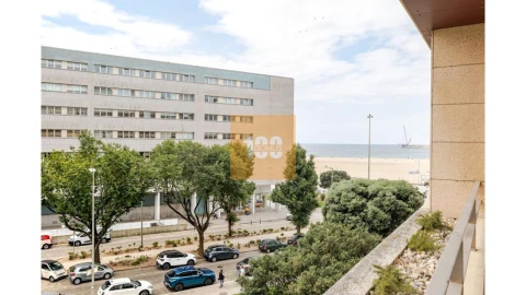 Apartamento T4 para Venda em Matosinhos e Leça da Palmeira
