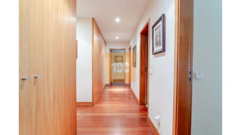 Apartamento T4 para Venda em Matosinhos e Leça da Palmeira