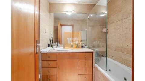 Apartamento T4 para Venda em Matosinhos e Leça da Palmeira