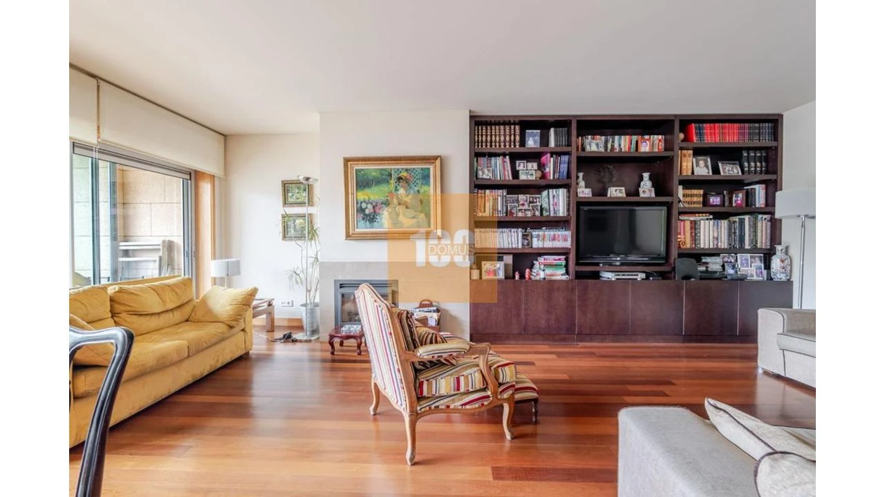Apartamento T4 para Venda em Matosinhos e Leça da Palmeira Foto 5