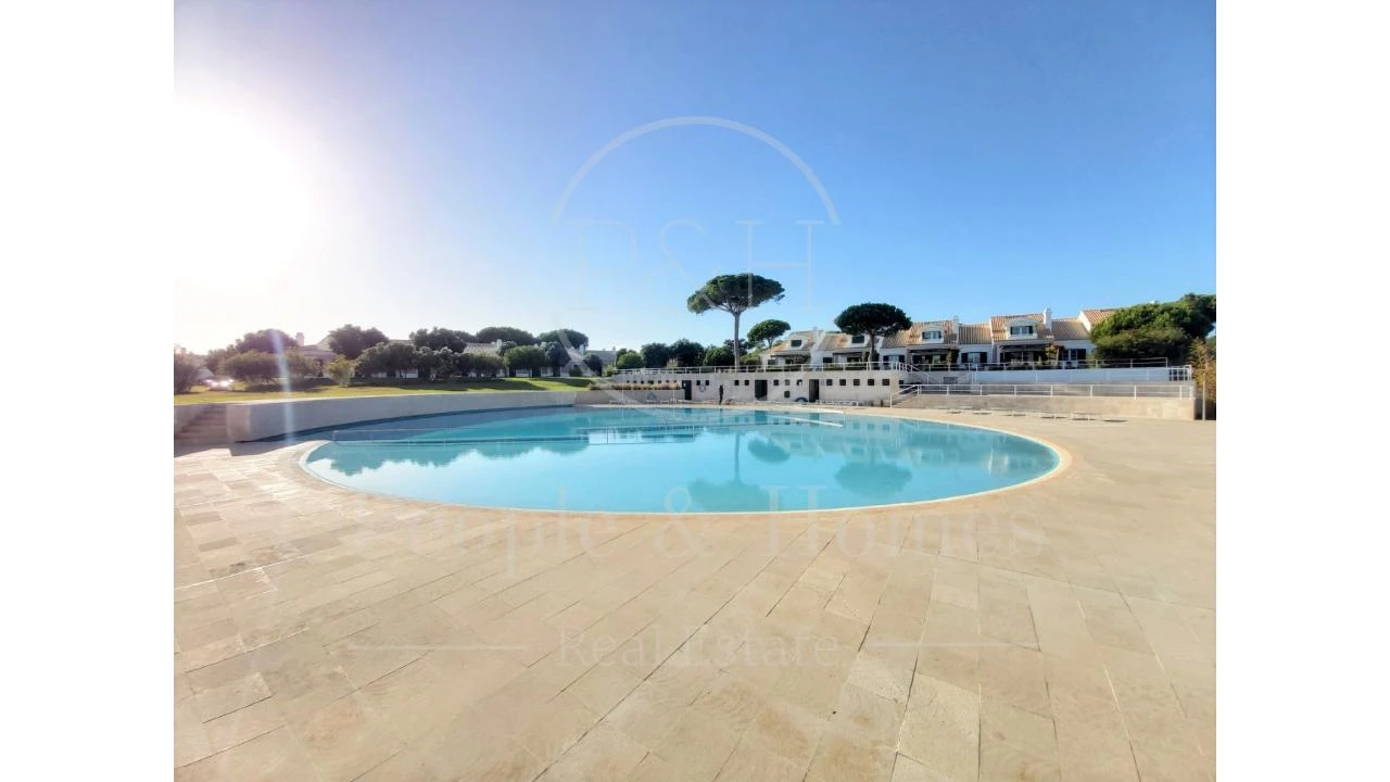 Moradia T2 para Arrendamento em Cascais e Estoril Foto 1