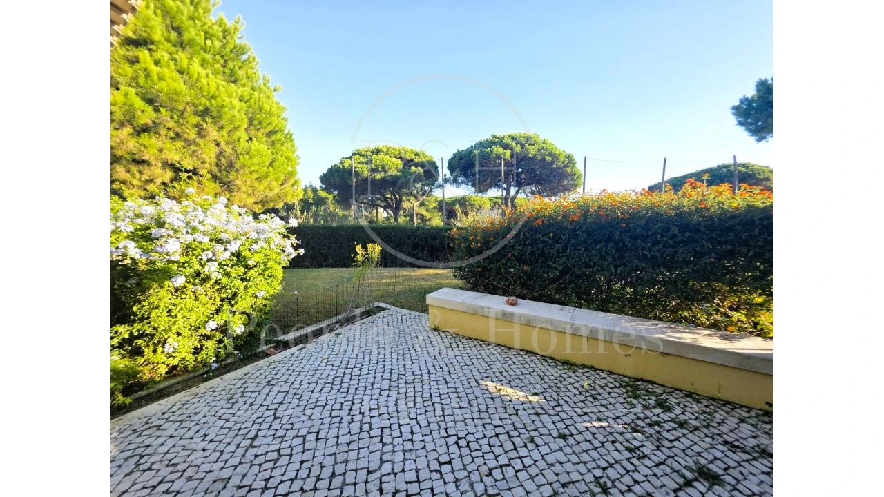 Moradia T2 para Arrendamento em Cascais e Estoril Foto 14