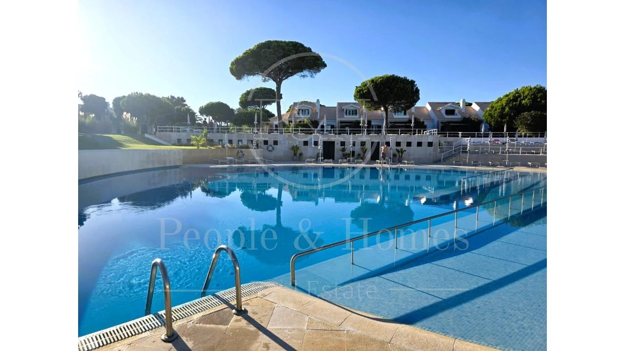 Moradia T2 para Arrendamento em Cascais e Estoril Foto 3