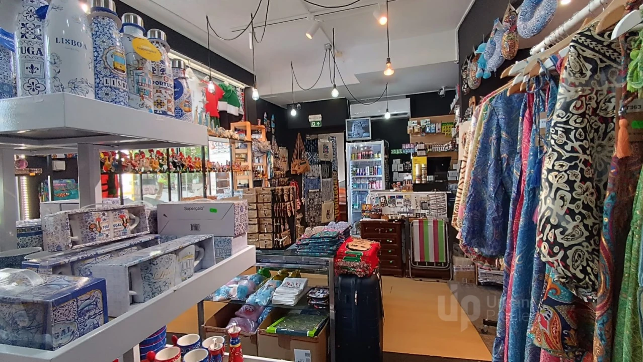 Loja para Cedência de Quotas em Cascais e Estoril Foto 5