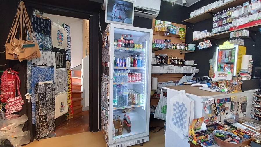 Loja para Cedência de Quotas em Cascais e Estoril Foto 2