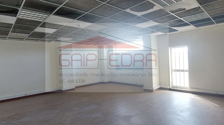 Escritório para Venda em Tavarede