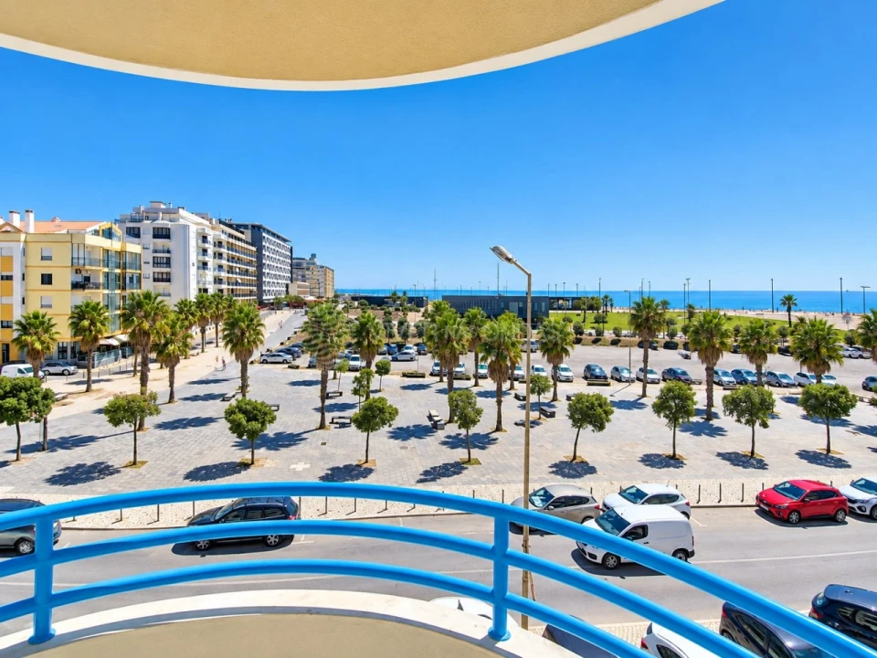 Apartamento T1 para Venda em Costa da Caparica Foto 3