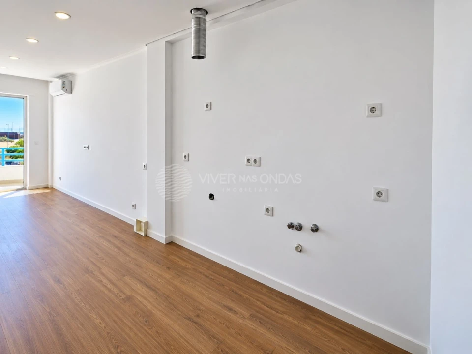 Apartamento T1 para Venda em Costa da Caparica Foto 7