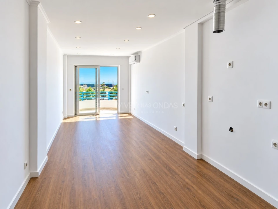 Apartamento T1 para Venda em Costa da Caparica Foto 9