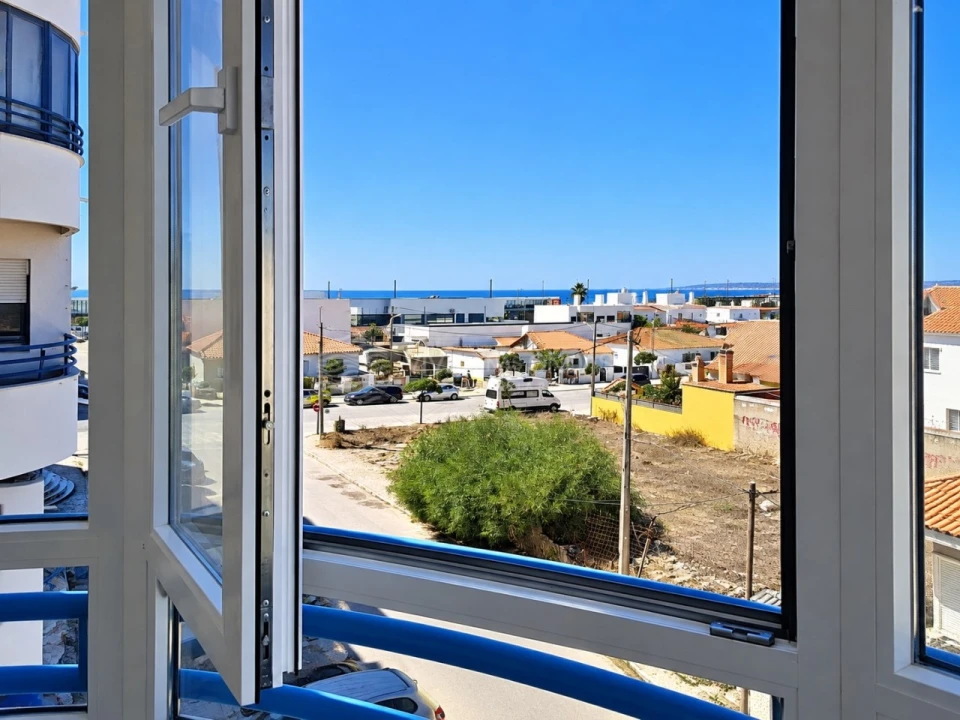 Apartamento T1 para Venda em Costa da Caparica Foto 16
