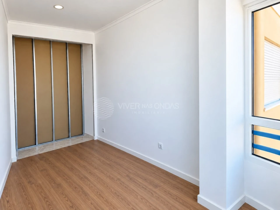 Apartamento T1 para Venda em Costa da Caparica Foto 20