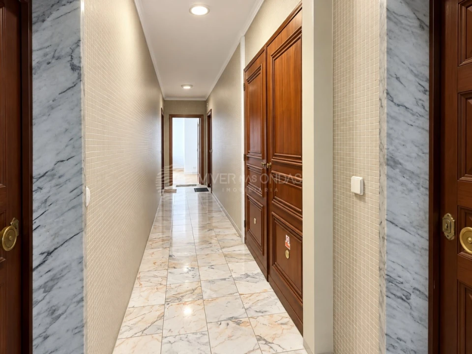 Apartamento T1 para Venda em Costa da Caparica Foto 27