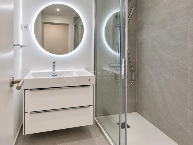 Apartamento T1 para Venda em Costa da Caparica Foto 24