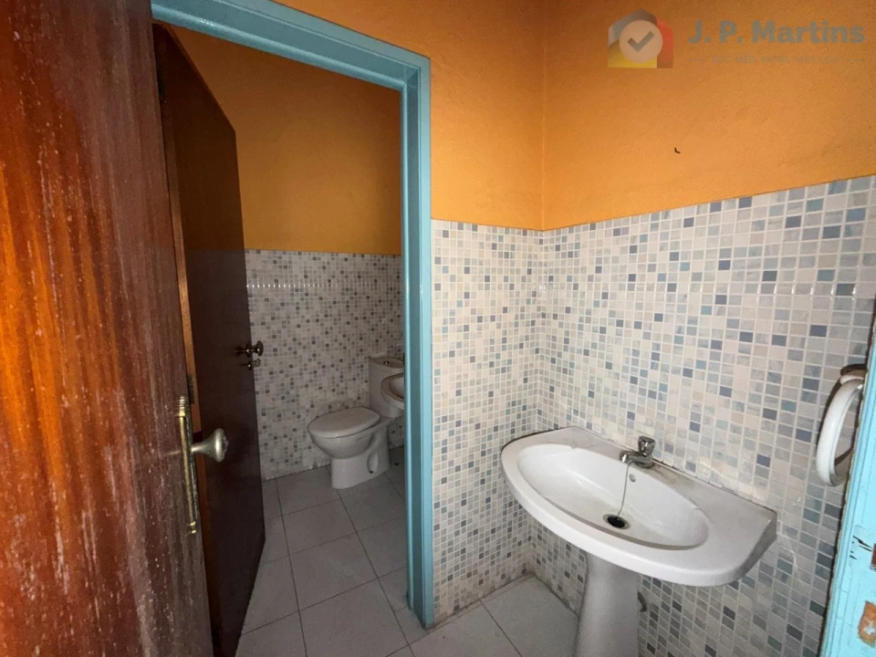Loja para Venda em Baixa da Banheira e Vale da Amoreira Foto 4