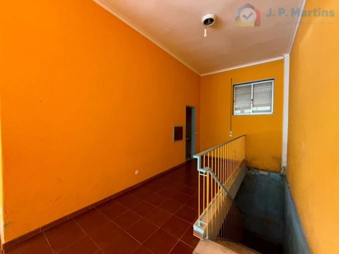 Loja para Venda em Baixa da Banheira e Vale da Amoreira Foto 3