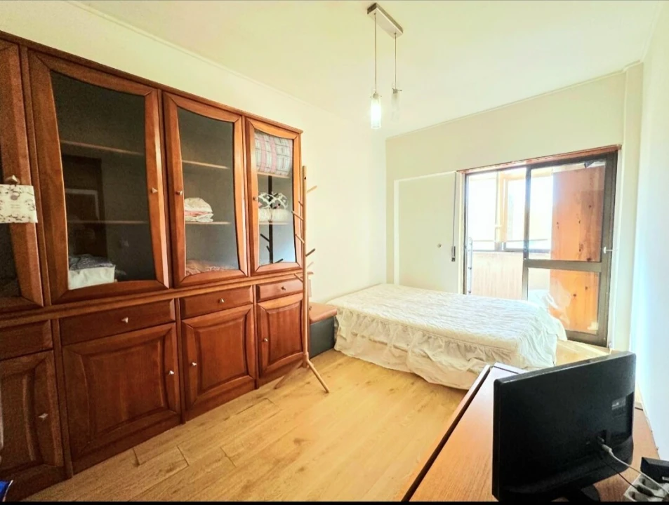 Apartamento T3 para Venda em Almada, Cova da Piedade, Pragal e Cacilhas Foto 12