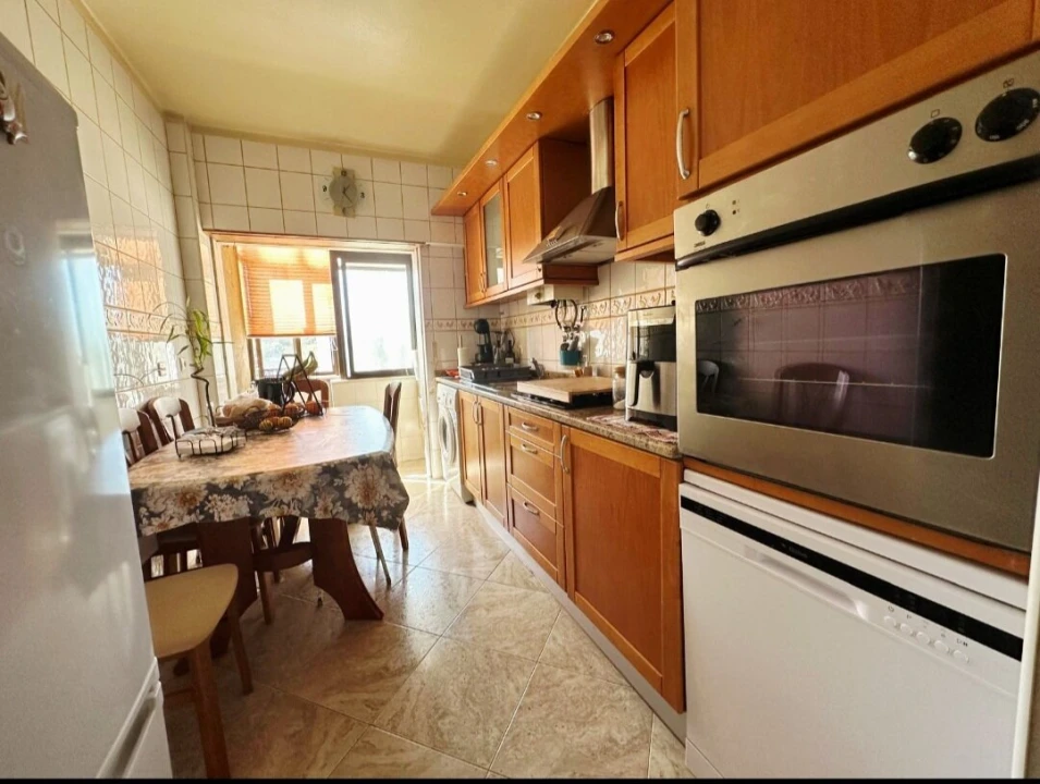 Apartamento T3 para Venda em Almada, Cova da Piedade, Pragal e Cacilhas Foto 20