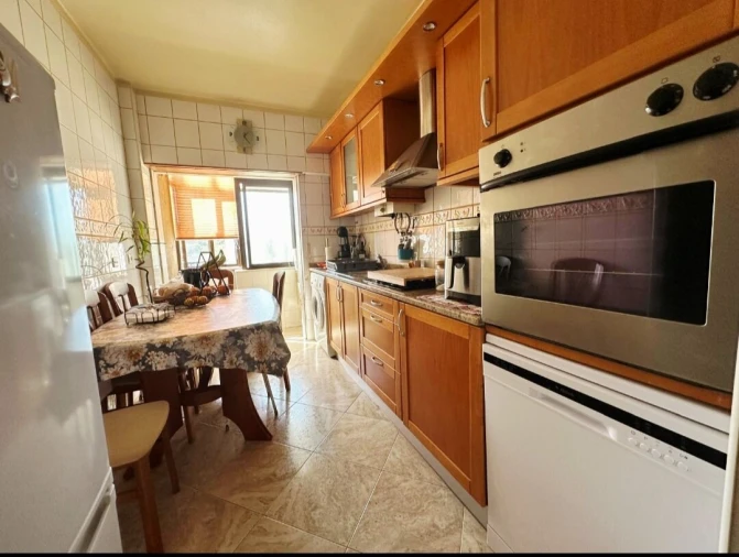 Apartamento T3 para Venda em Almada, Cova da Piedade, Pragal e Cacilhas Foto 20