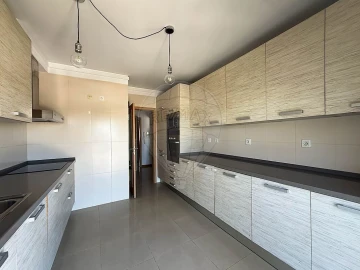 Apartamento T2 para Venda em Corroios