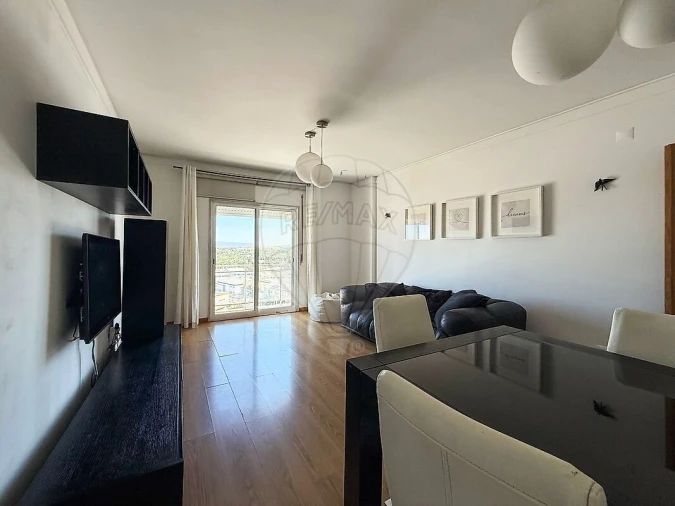 Apartamento T2 para Venda em Corroios Foto 4