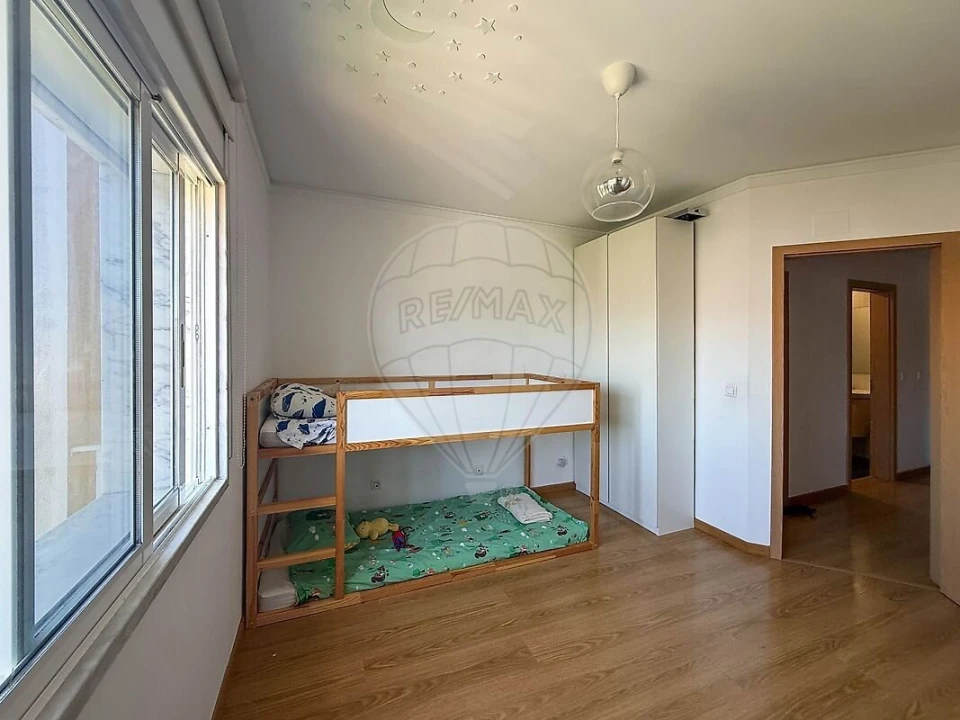 Apartamento T2 para Venda em Corroios Foto 30