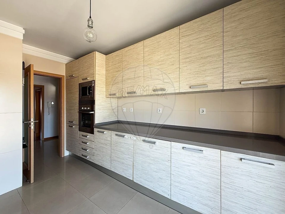 Apartamento T2 para Venda em Corroios Foto 22