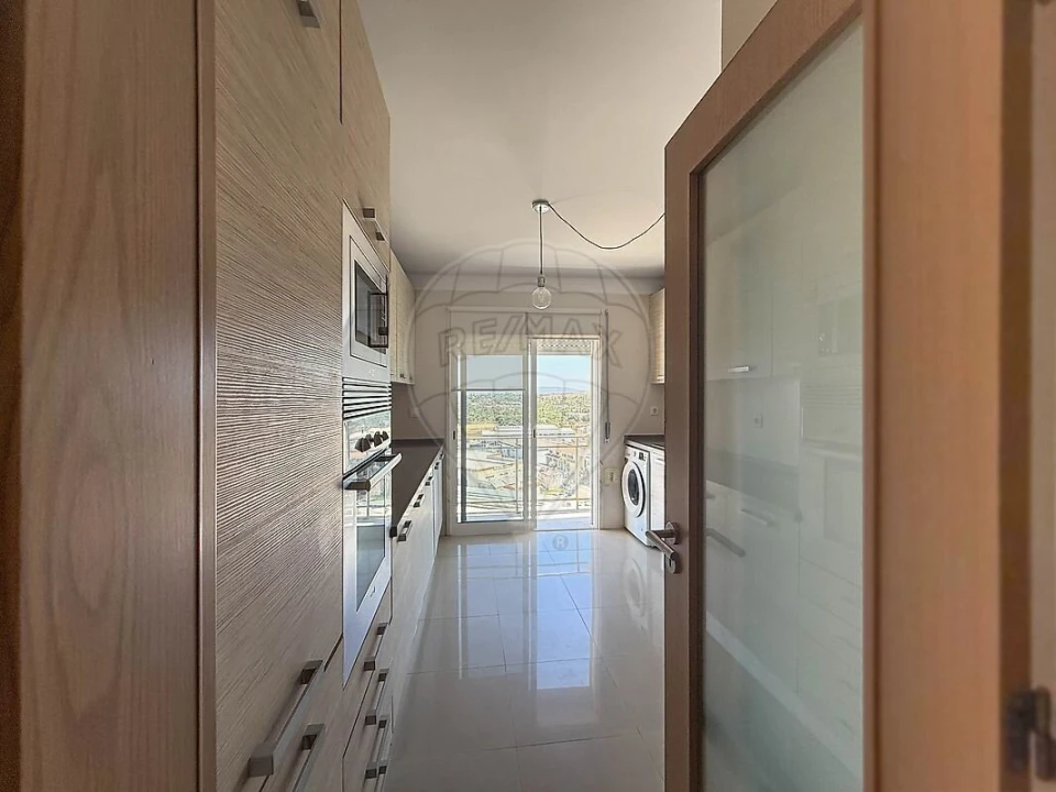 Apartamento T2 para Venda em Corroios Foto 13