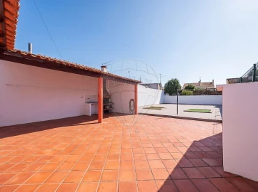 Moradia T4 para Venda em Couço