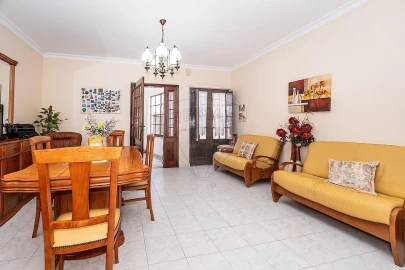 Moradia T4 para Venda em Couço