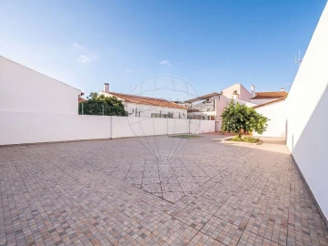 Moradia T4 para Venda em Couço