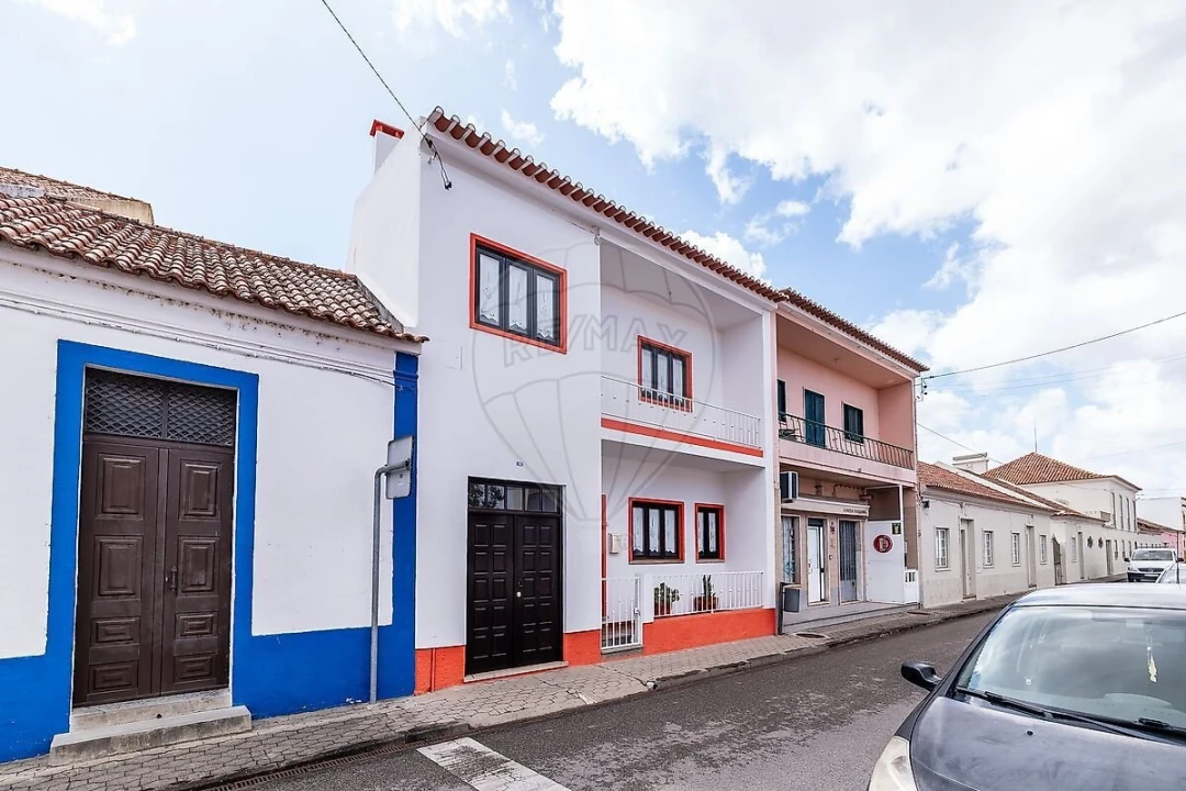 Moradia T4 para Venda em Couço Foto 9