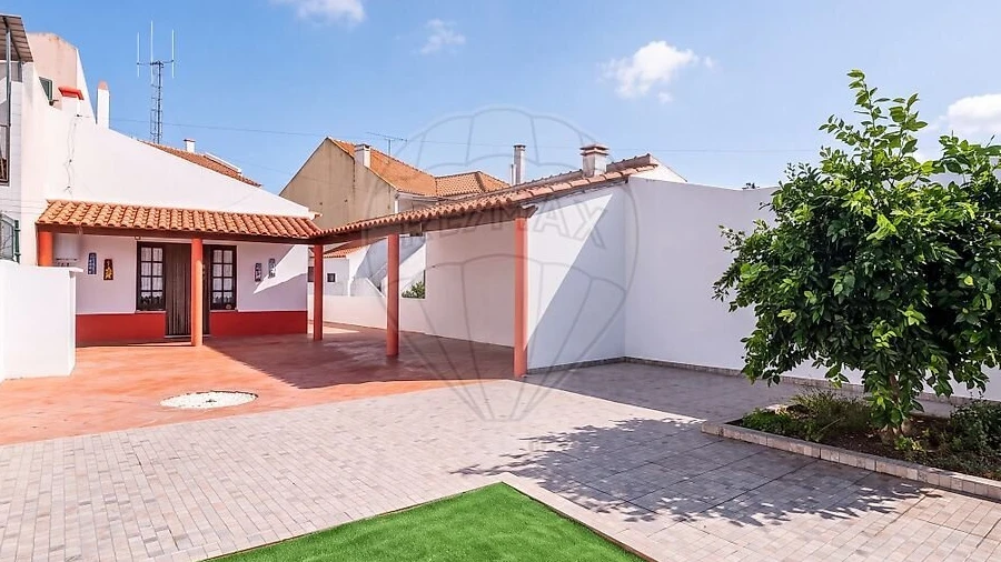 Moradia T4 para Venda em Couço