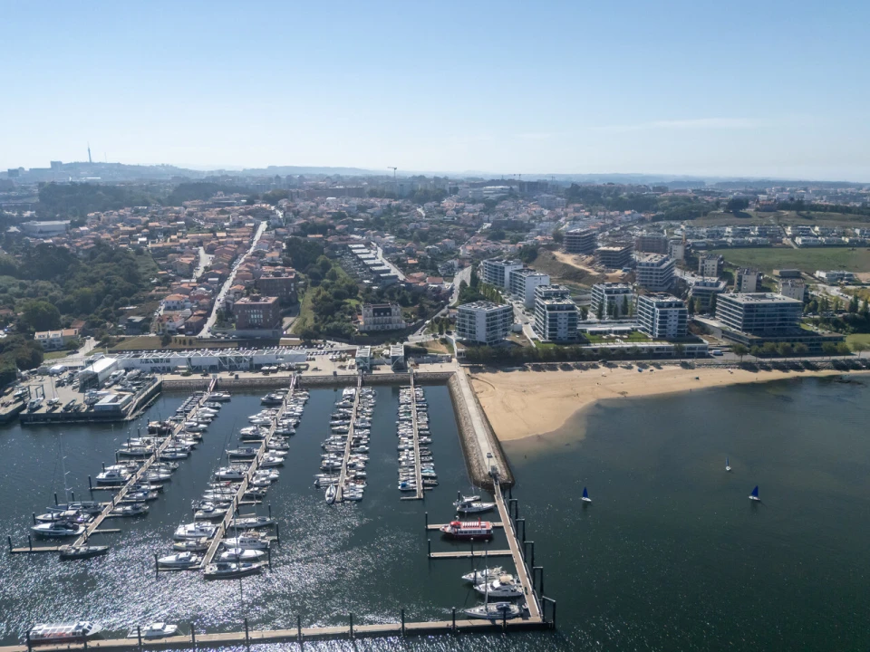 Apartamento T3 para Venda em Canidelo Foto 44