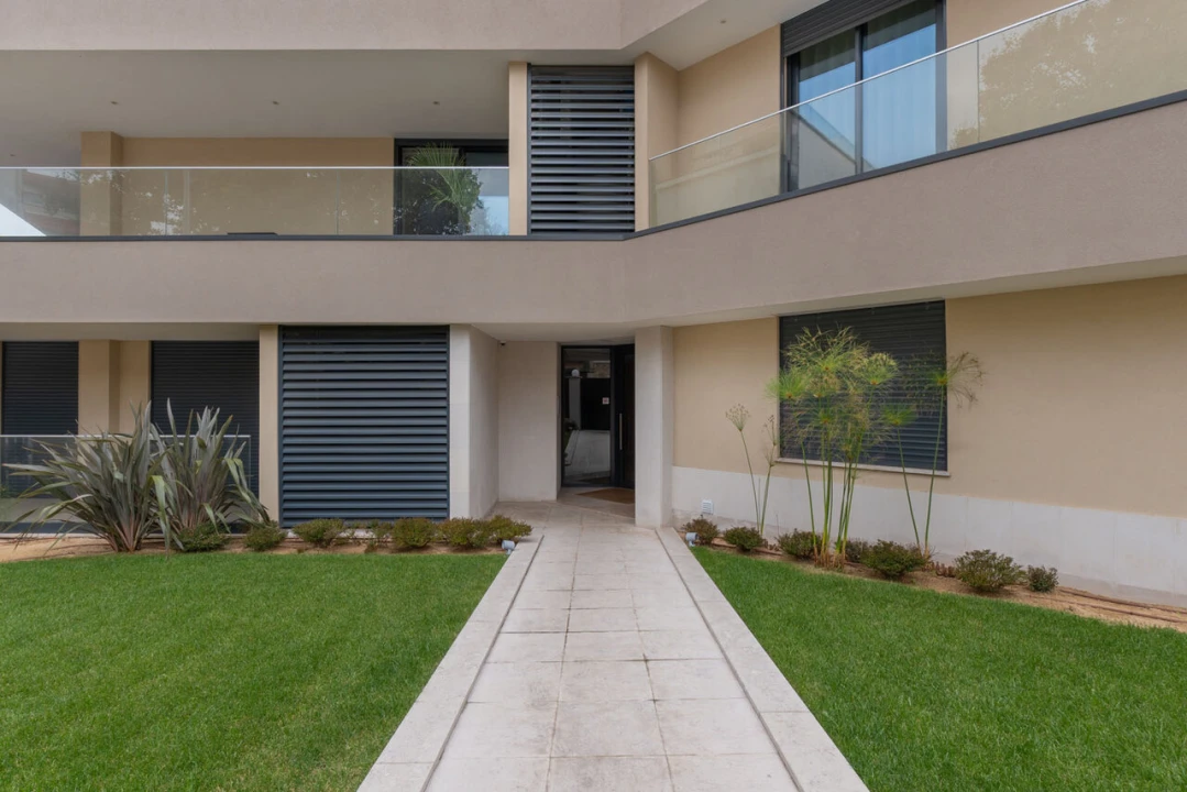 Apartamento T2 para Venda em Carcavelos e Parede Foto 18
